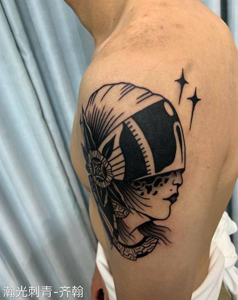 女人纹身图片_肩部手臂Old SchoolNew School纹身图案