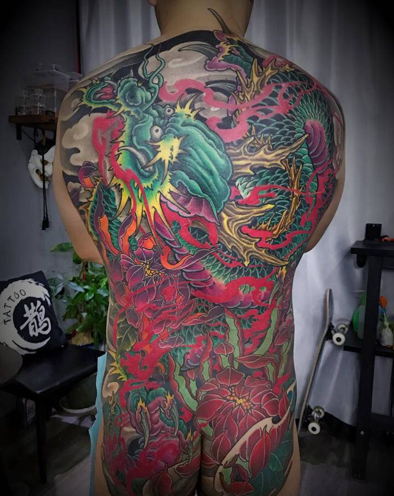 龙（遮盖）纹身图片_背部纹身图案