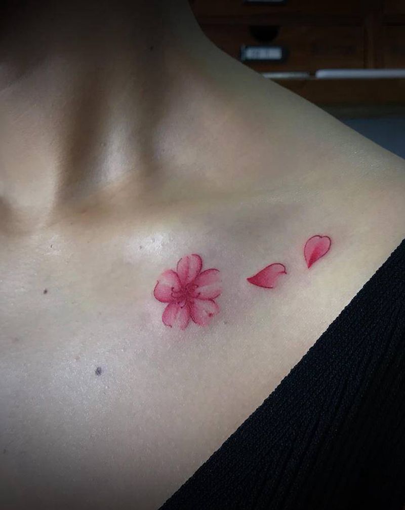 樱花纹身图片_肩部纹身图案