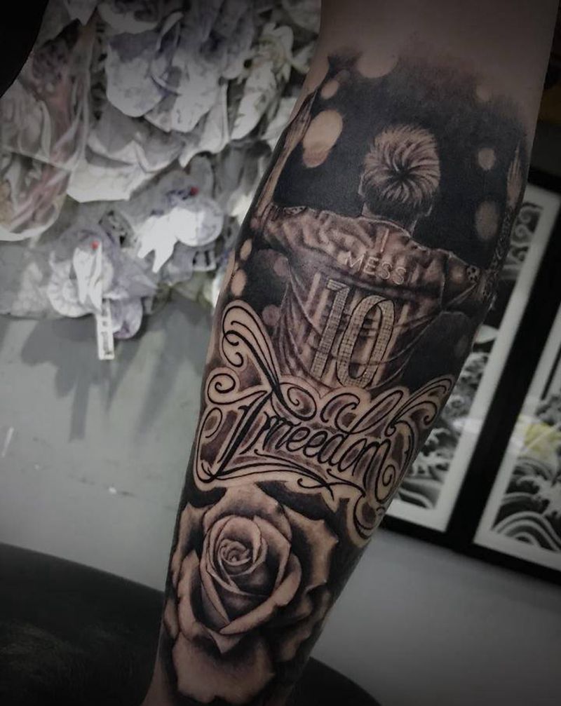 梅西纹身图片_腿部欧美写实纹身图案