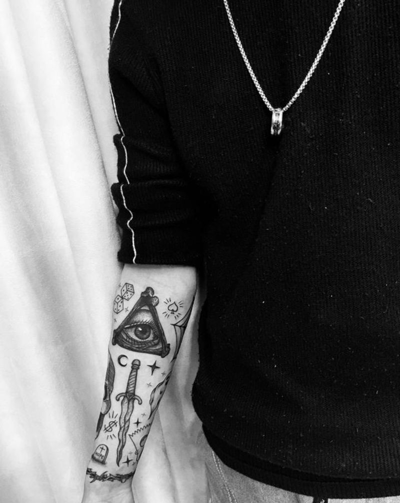 拼接花臂纹身图片_腿部手臂New SchoolOld School纹身图案