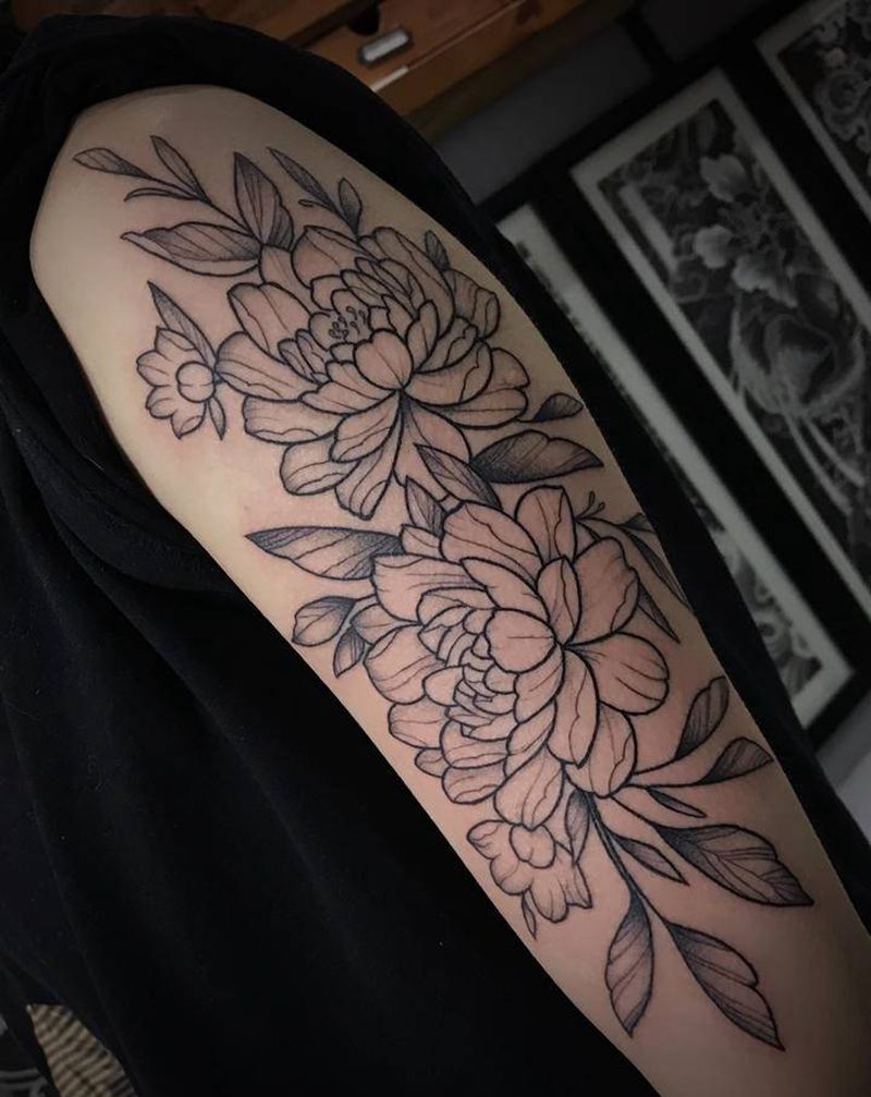 素花纹身图片_手臂点刺纹身图案