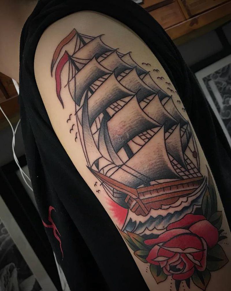 帆船纹身图片_手臂Old School纹身图案