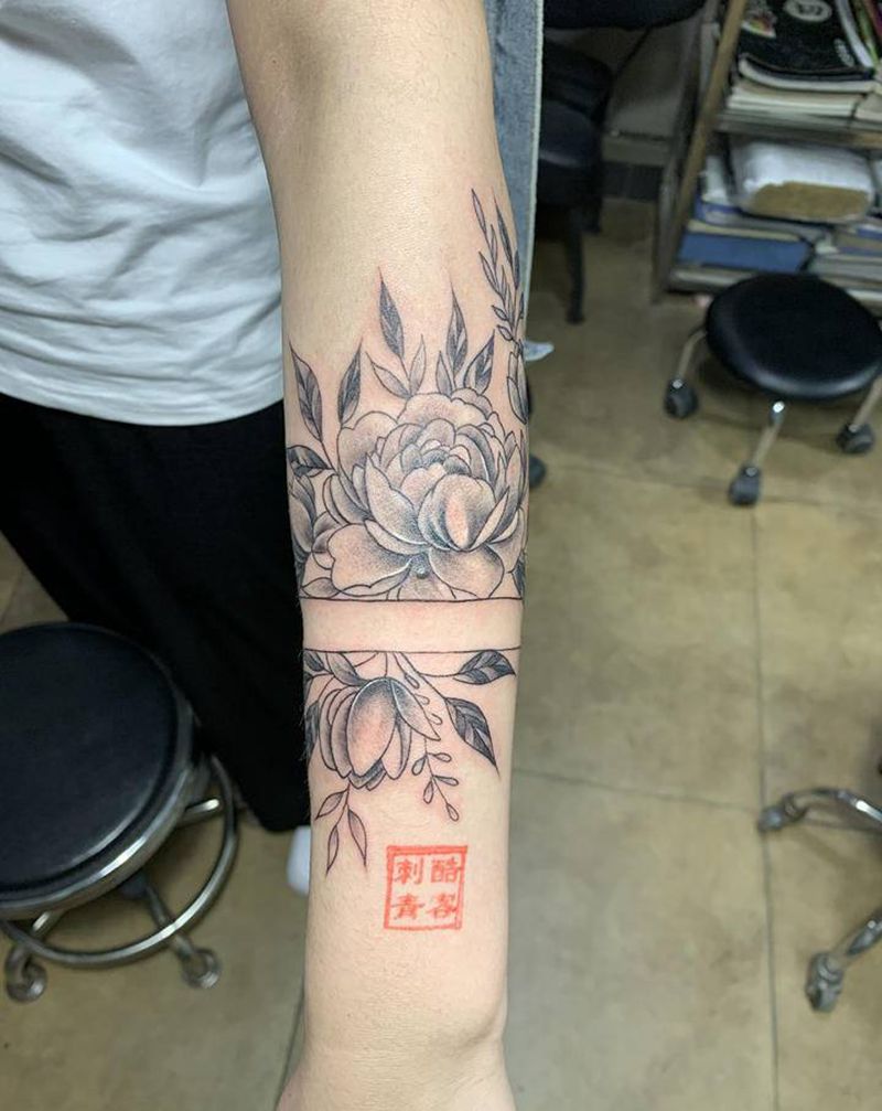 素花纹身图片_手臂纹身图案