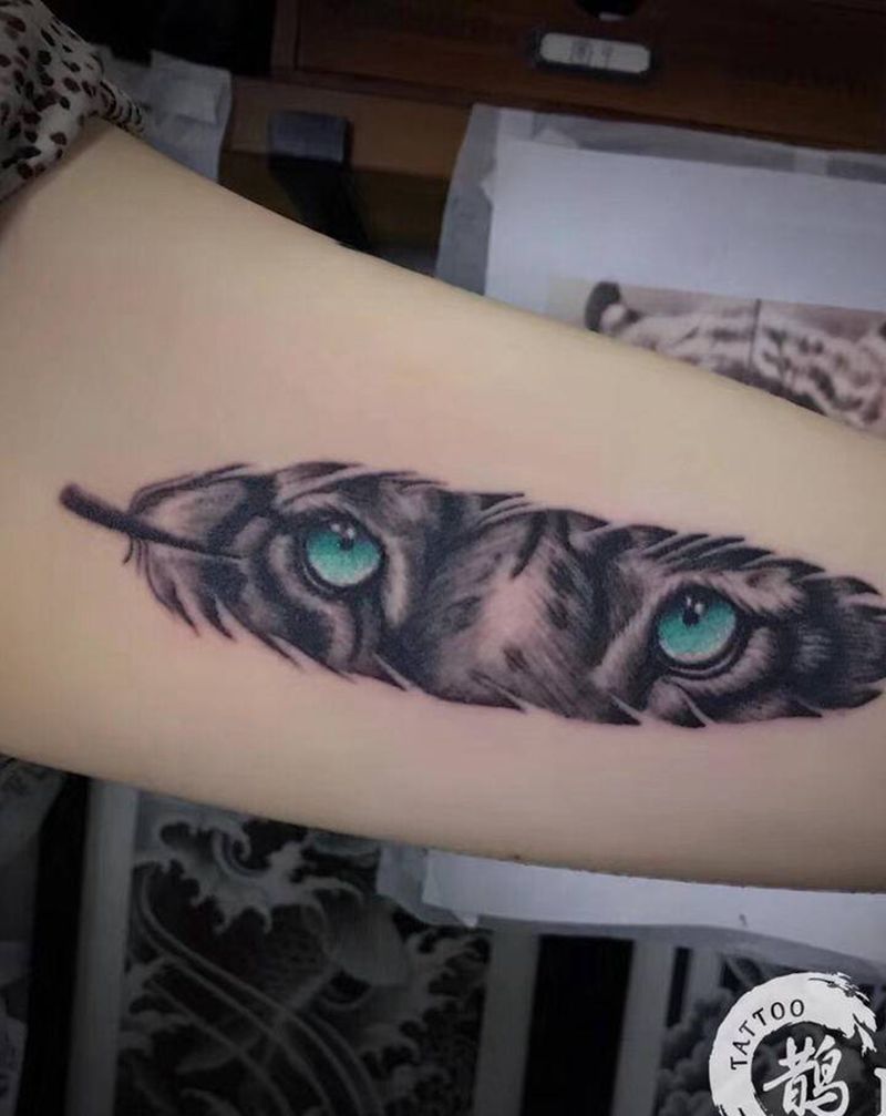 老虎纹身图片_手臂欧美写实纹身图案