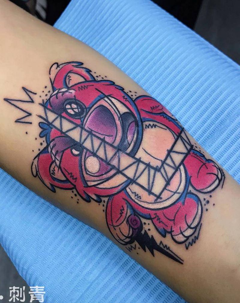 草莓熊纹身图片_手臂遮盖纹身图案