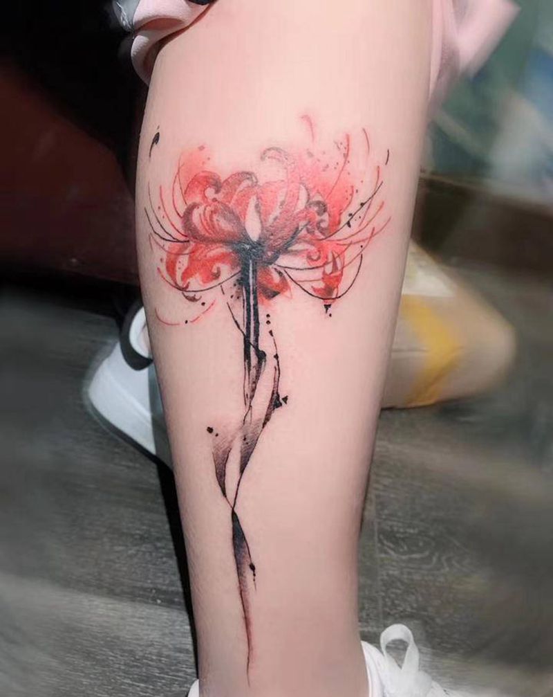彼岸花纹身图片_腿部纹身图案