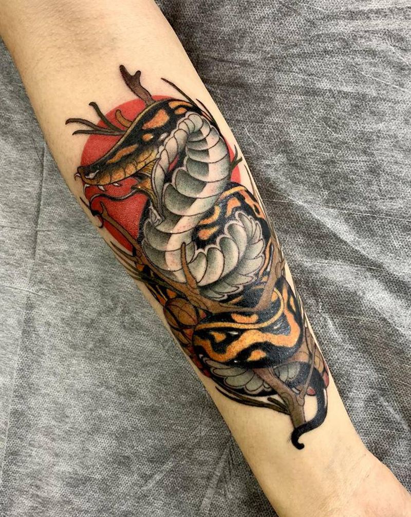 New School蛇纹身图片_手臂New School纹身图案