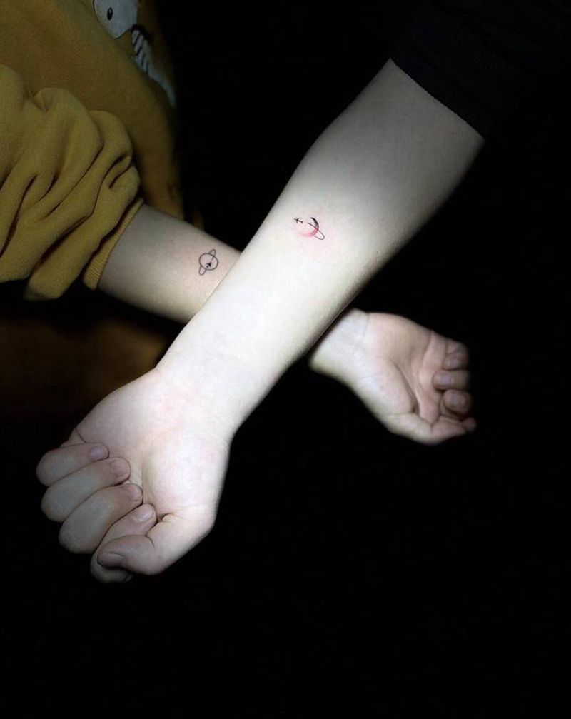 情侣纹身 月亮  太阳纹身图片_手臂腿部Old SchoolNew School太阳月亮纹身图案