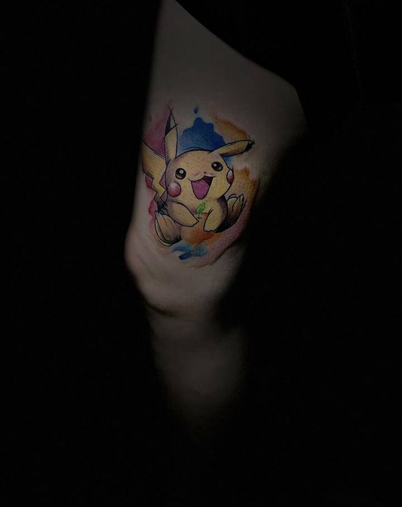 皮卡丘 水彩纹身纹身图片_手臂腿部水彩水墨皮卡丘纹身图案