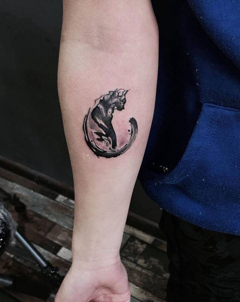 小猫水墨纹身图片_手臂水墨水彩猫纹身图案