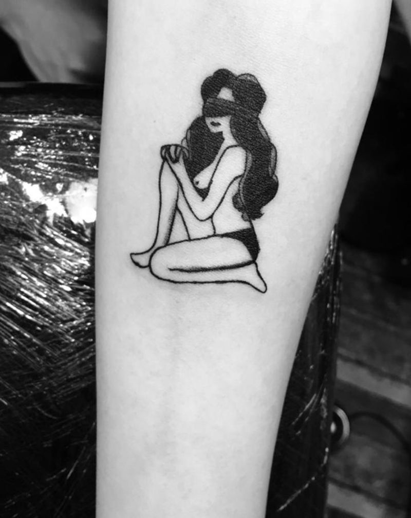 女郎纹身图片_手臂New SchoolOld School女郎纹身图案