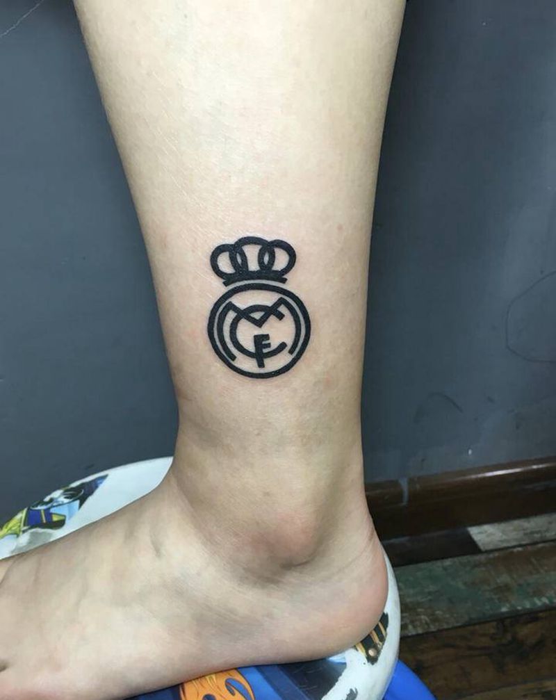 标志纹身图片_脚部腿部图腾标志纹身图案