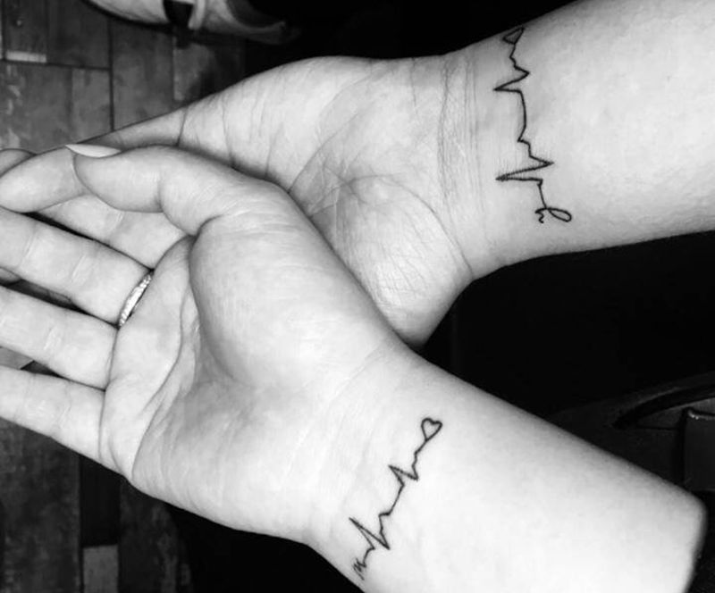 情侣心电图纹身图片_手臂Old SchoolNew School情侣心电图纹身图案