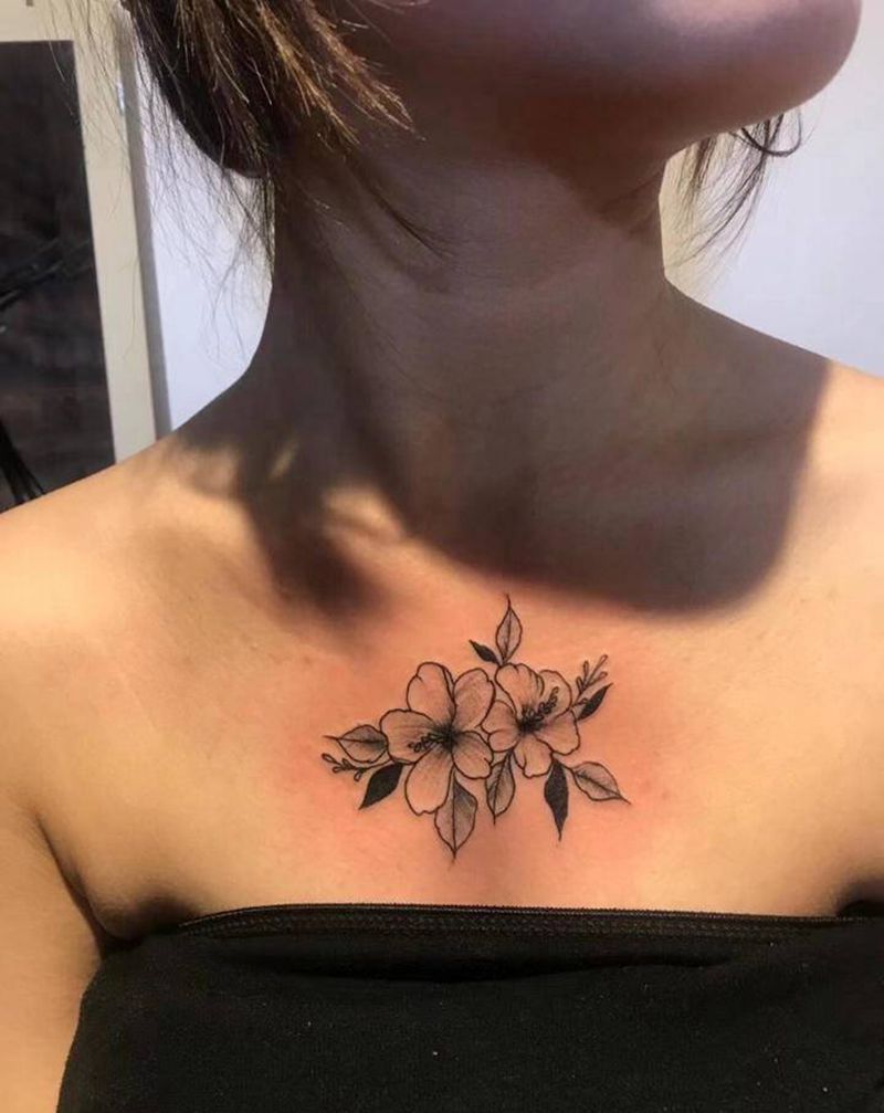 花胸素花纹身图片_胸部点刺水彩素花花胸纹身图案
