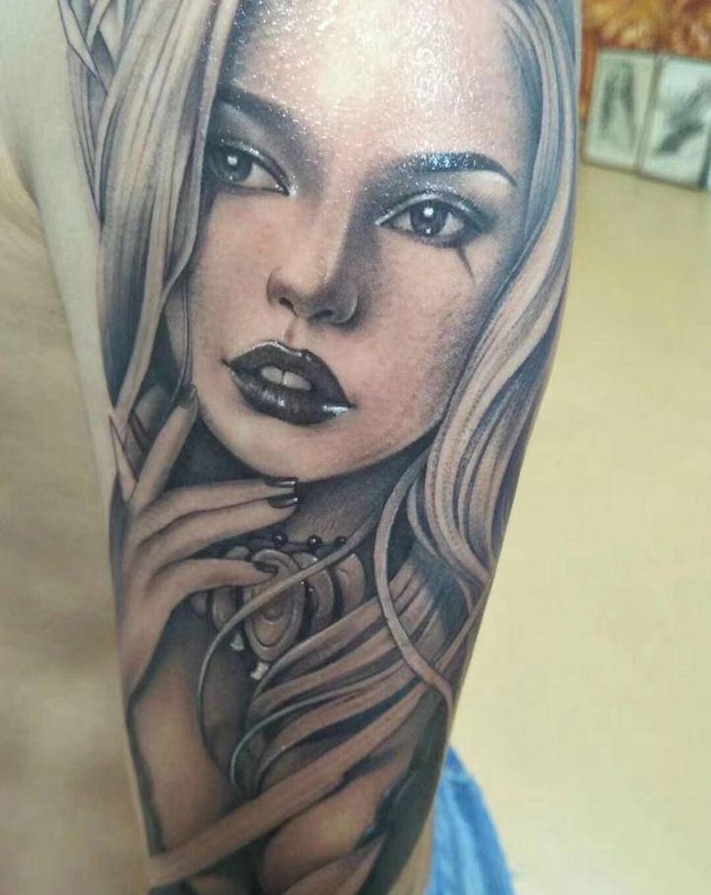 写实女郎纹身图片_手臂欧美写实女郎纹身图案