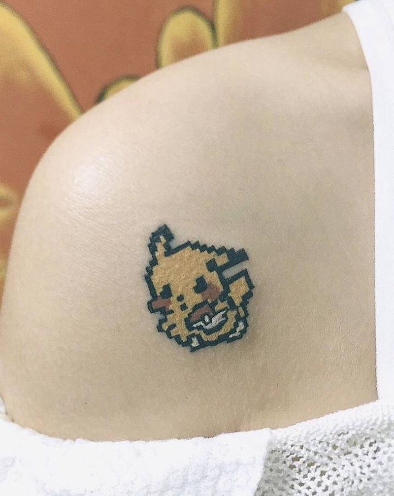 皮卡丘纹身图片_手臂New SchoolOld School皮卡丘纹身图案