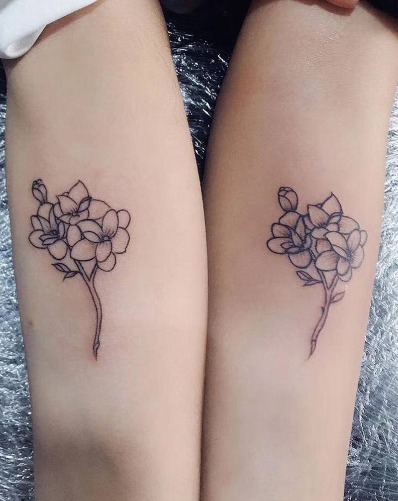 素花纹身图片_手臂几何素花纹身图案