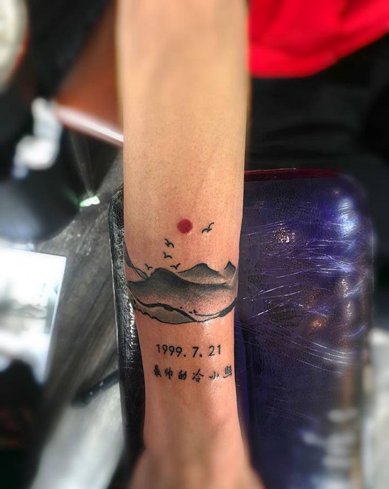 山水纹身图片_手部纹身图案