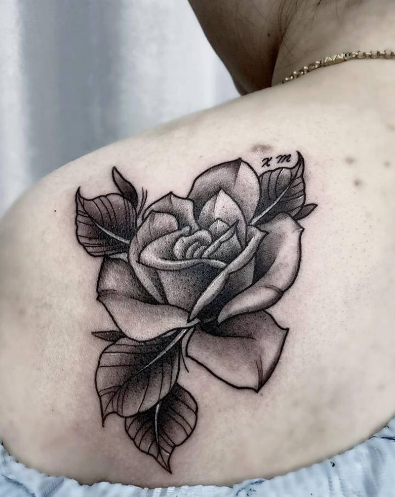 玫瑰花纹身图片_背部纹身图案