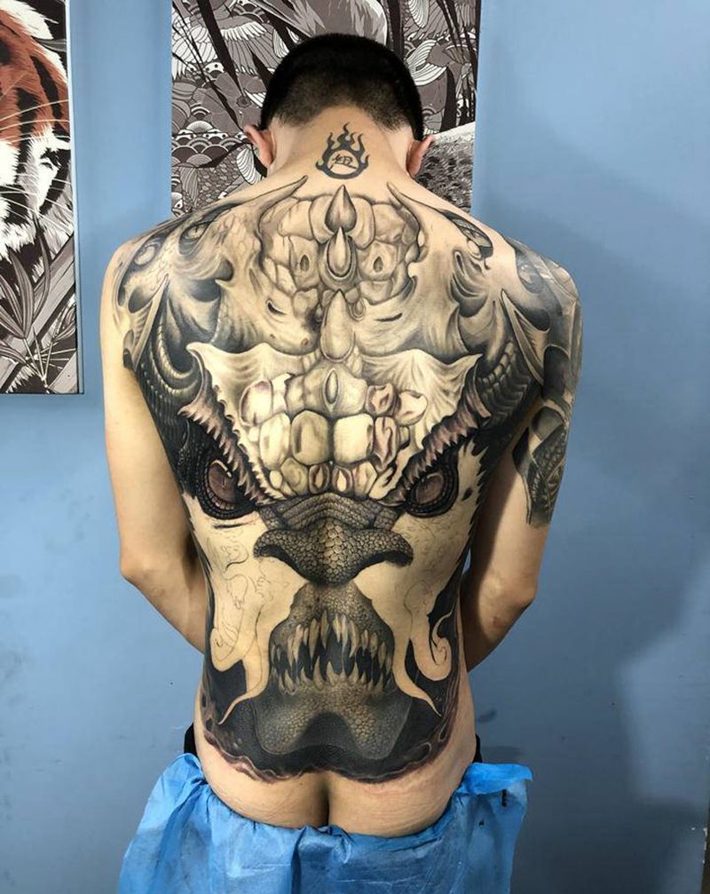 进度纹身图片_背部纹身图案