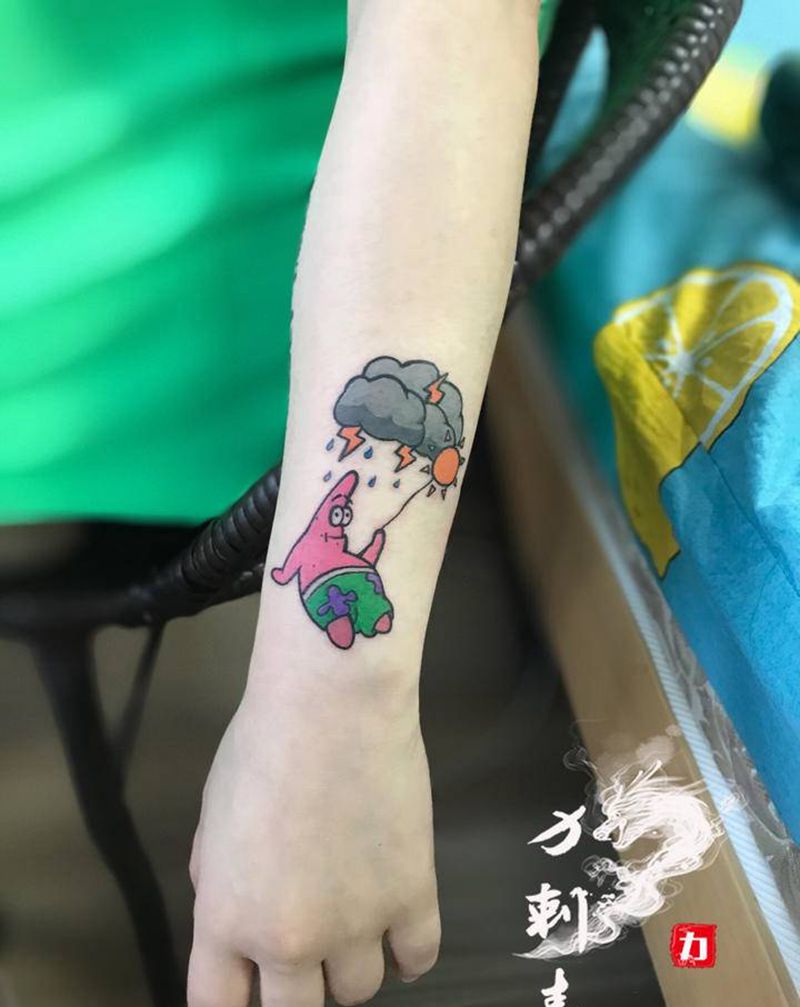 派大星纹身图片_手臂水彩纹身图案