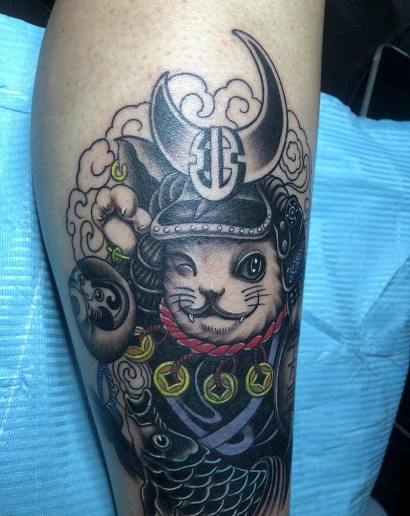 招财猫遮盖纹身图片_腿部新传统纹身图案