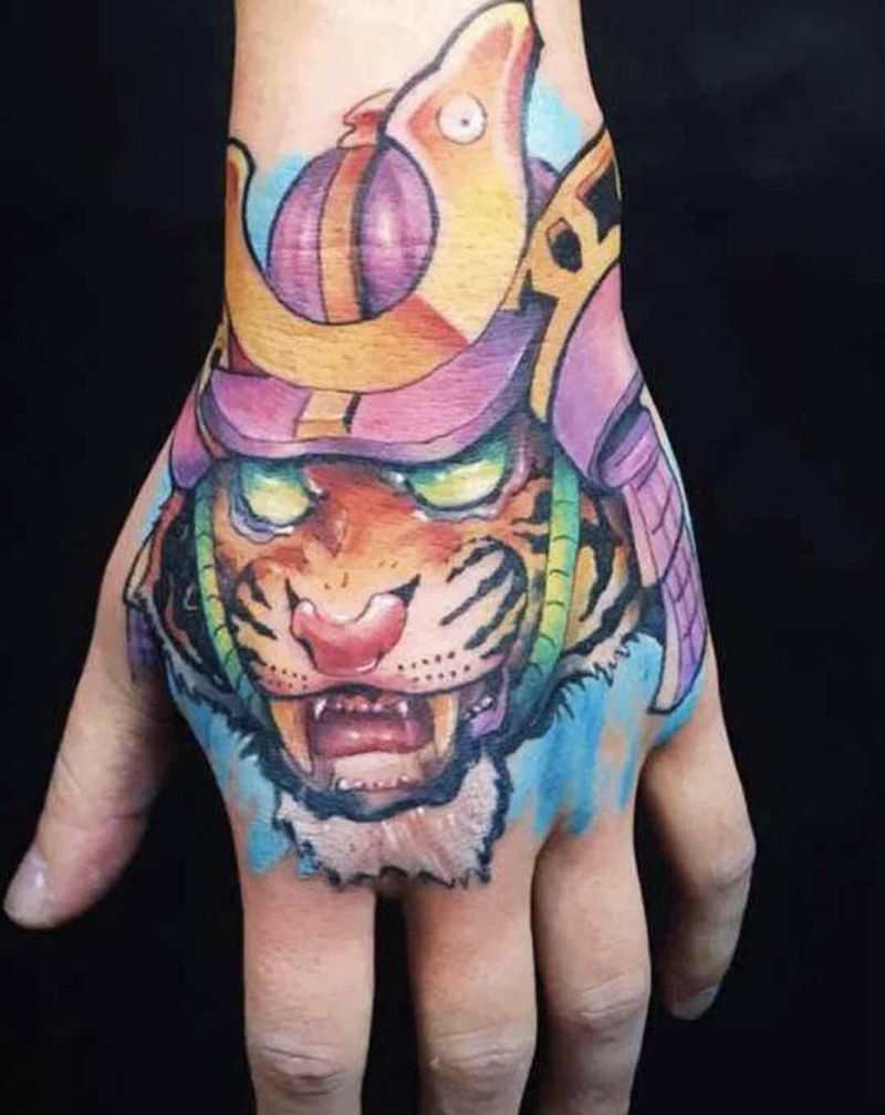 两个半小时完成纹身图片_New School纹身图案