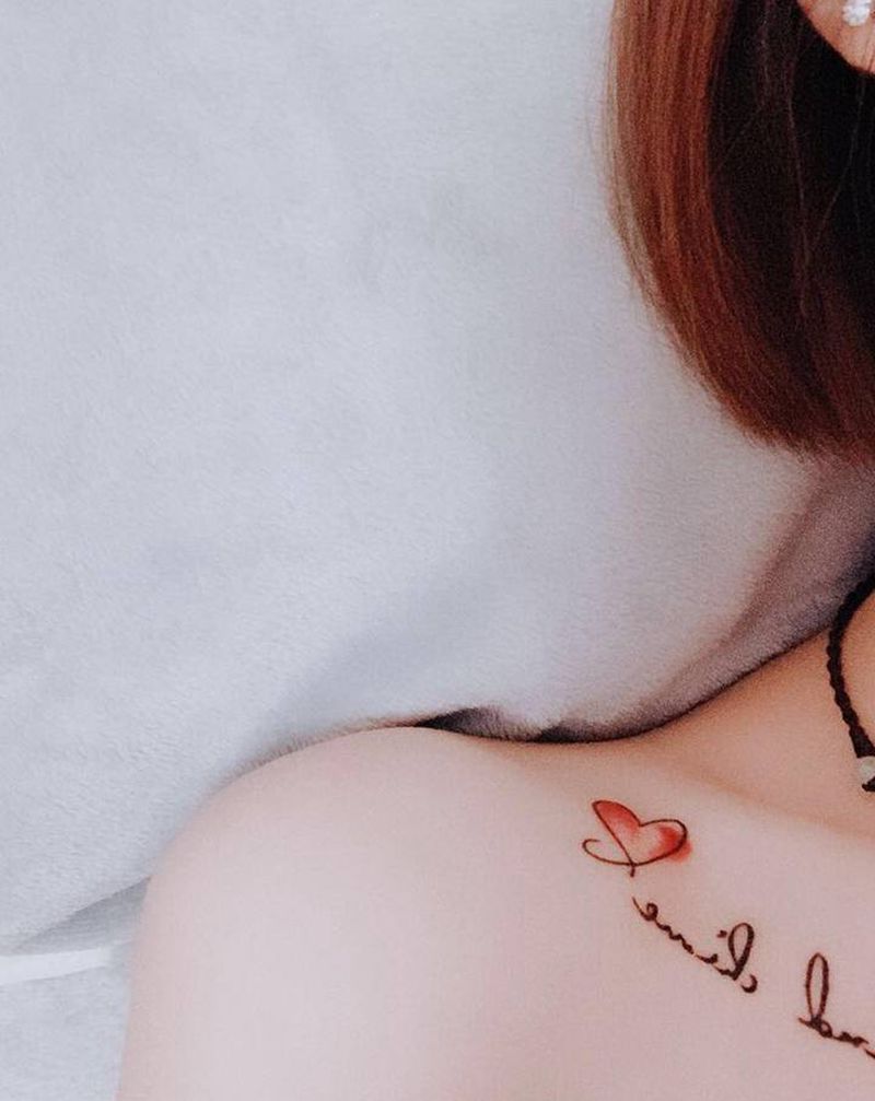 小清新纹身图片_肩部纹身图案