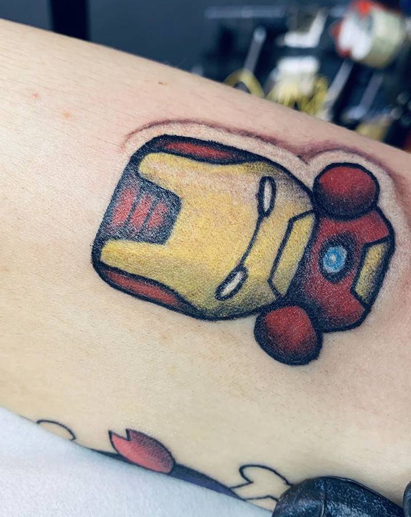 钢铁侠纹身图片_手臂卡通纹身图案