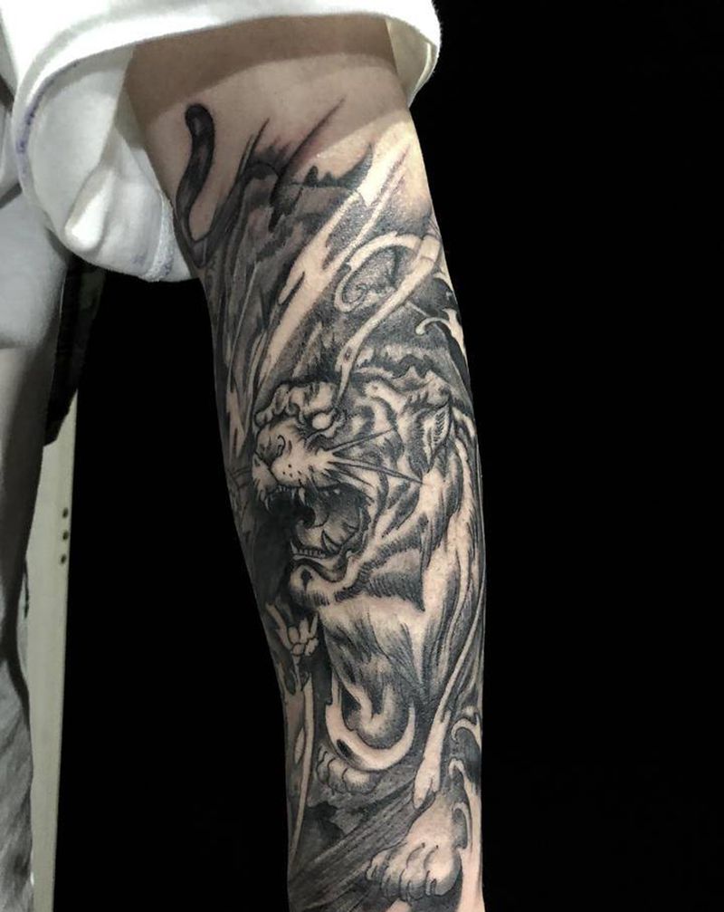 老虎纹身图片_手臂腿部新传统纹身图案