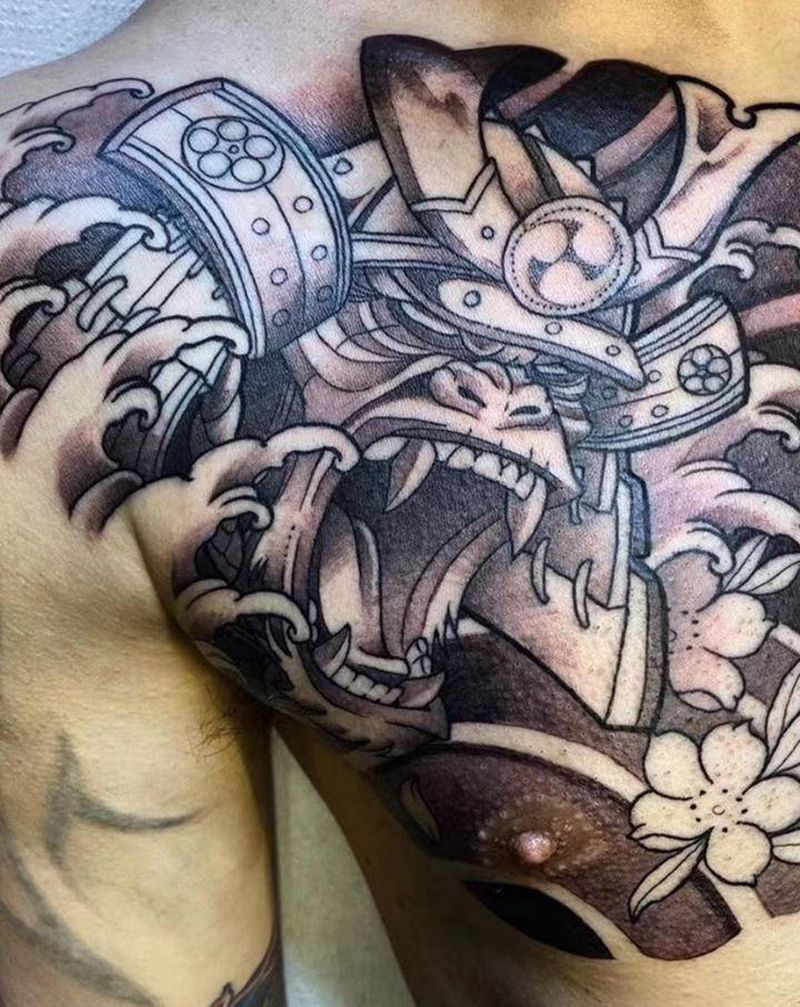 半甲鬼武士纹身图片_胸部纹身图案