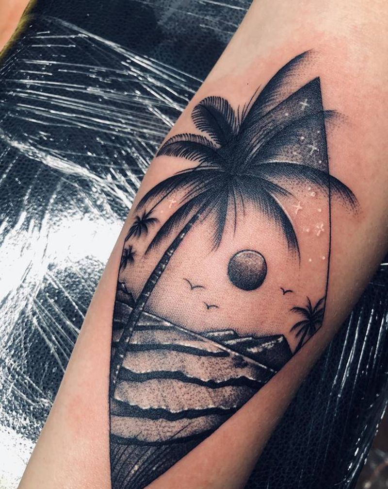 针痕小图纹身图片_手臂几何纹身图案