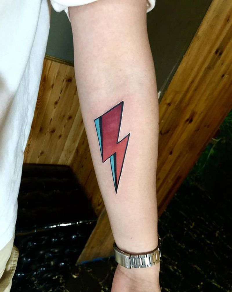 闪电纹身纹身图片_手臂腿部New School纹身图案