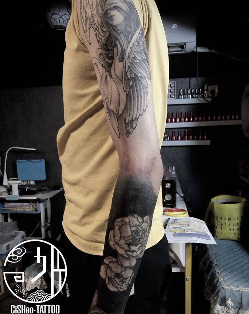 镂空素花，添加纹身图片_手臂图腾纹身图案