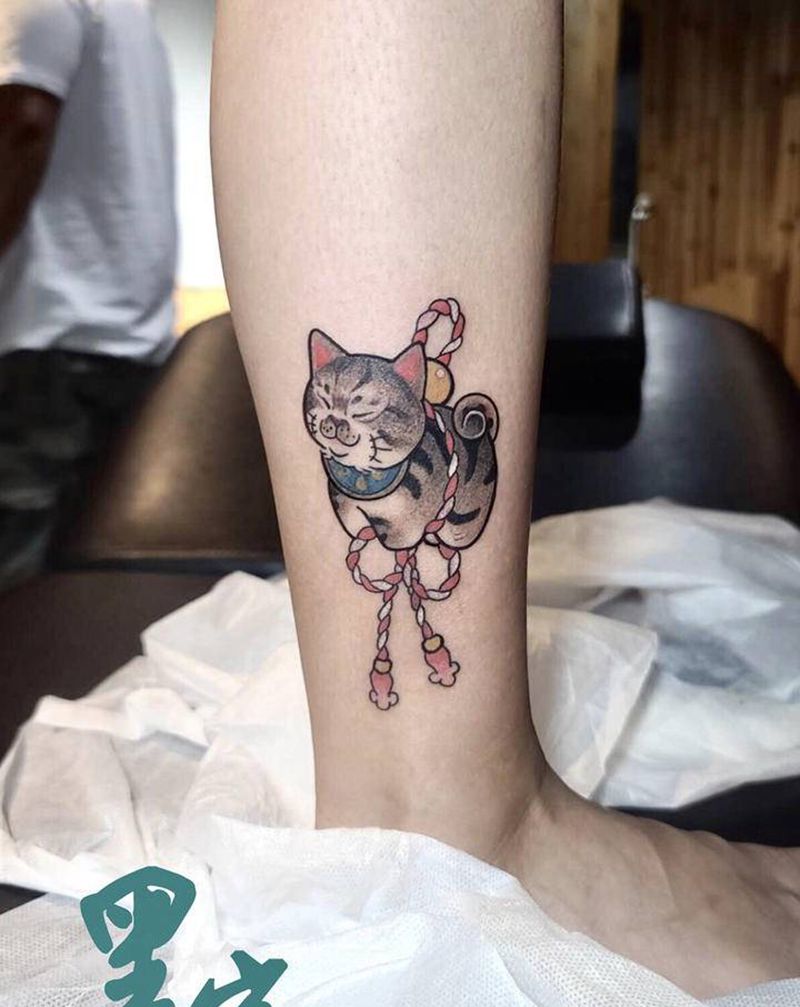 日式小猫纹身图片_腿部老传统New School猫日式纹身图案