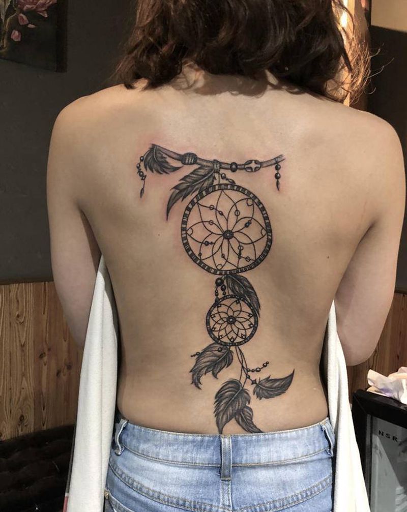 捕梦网纹身图片_臀部腿部Old School几何纹身图案