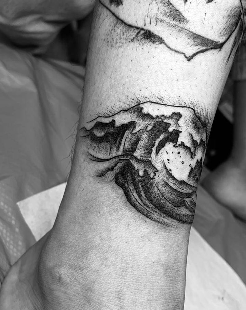 山海纹身图片_腿部水墨纹身图案