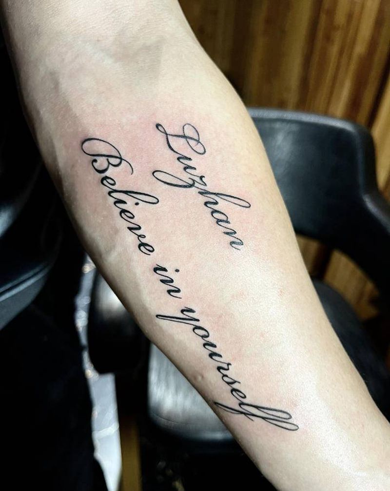 花体英文纹身图片_手臂腿部花体字纹身图案