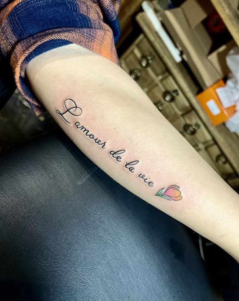 花体英文纹身图片_手臂背部花体字纹身图案