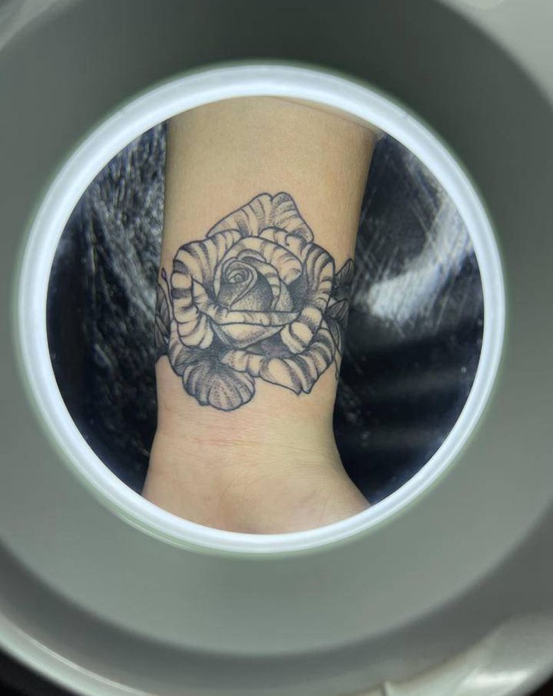 素花纹身图片_手臂纹身图案