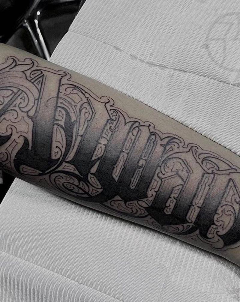 小臂花体纹身图片_花体字纹身图案