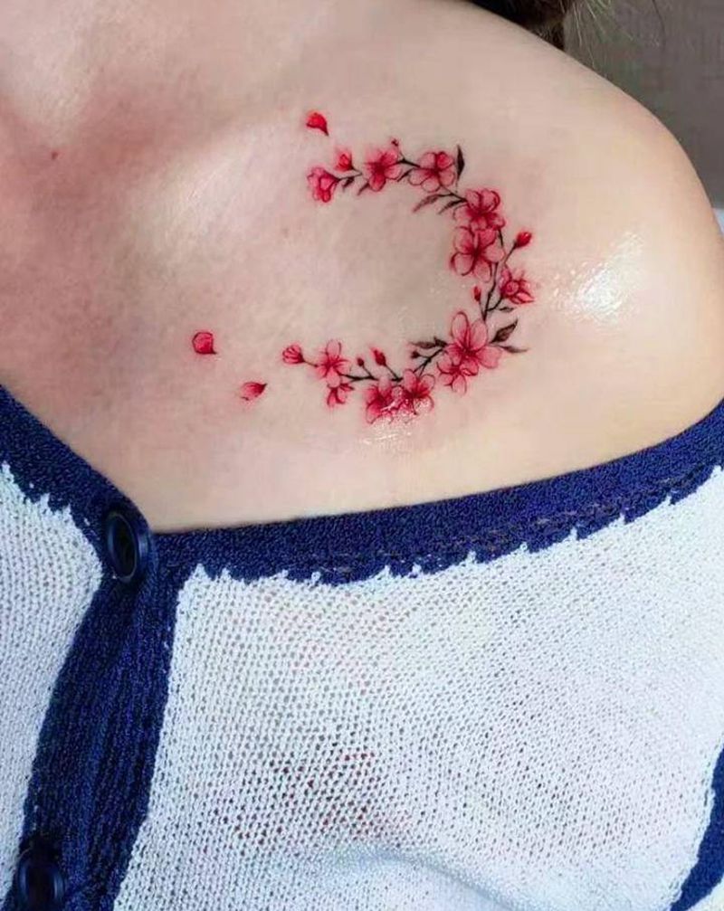 花环纹身图片_肩部纹身图案