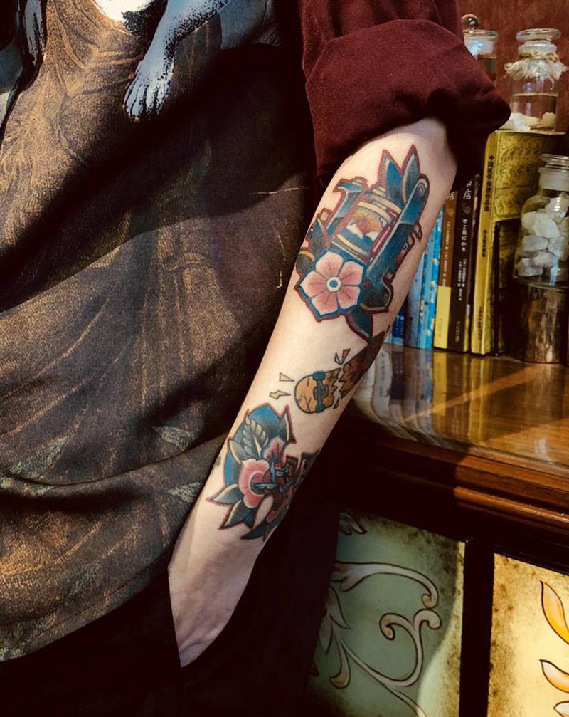 school拼接花臂纹身图片_手臂Old School纹身图案