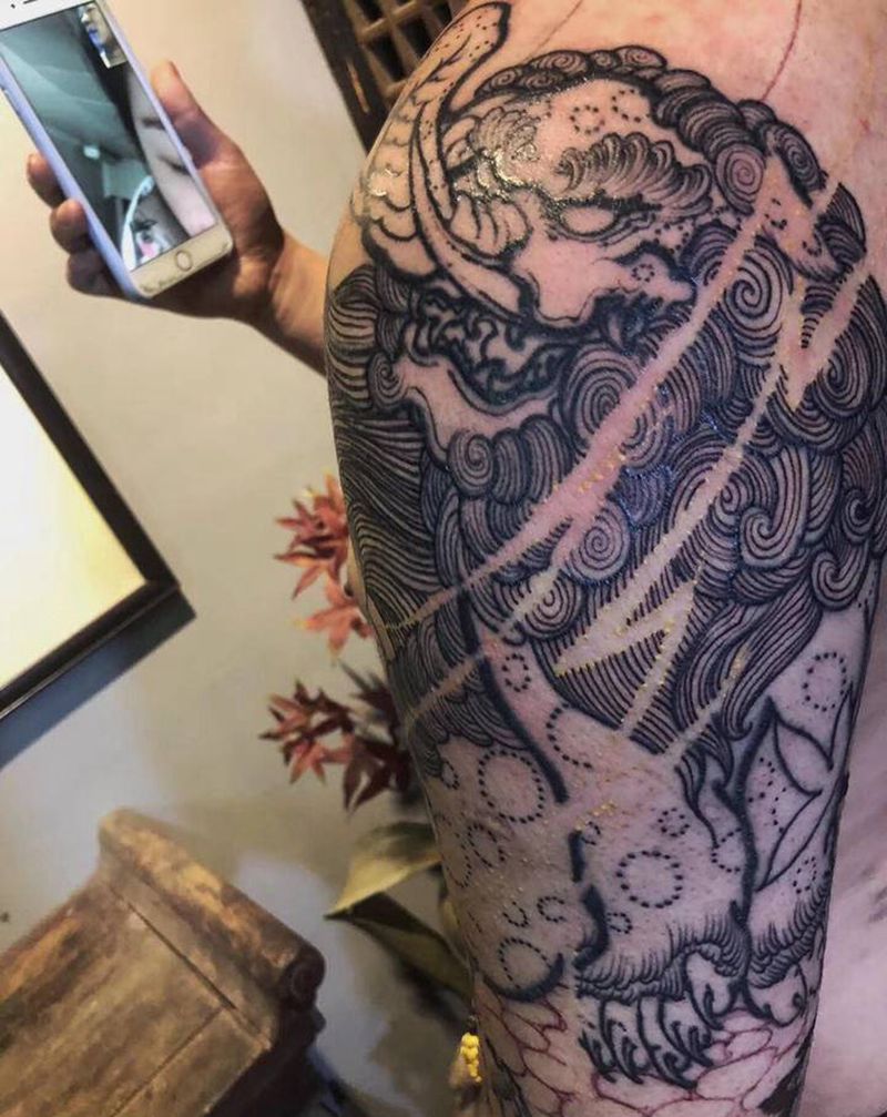 线条纹身图片_手臂新传统纹身图案