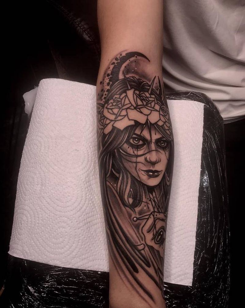 遮盖文字纹身图片_Old School欧美写实纹身图案