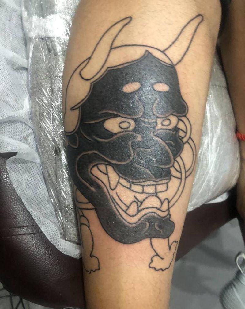 雾纹身图片_脚部腿部老传统纹身图案