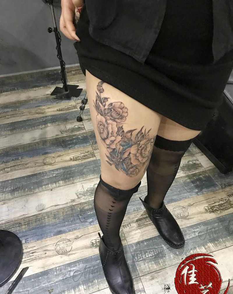 素花纹身图片_腿部点刺纹身图案