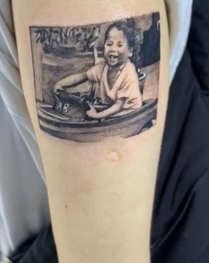 肖像小图纹身图片_手臂纹身图案