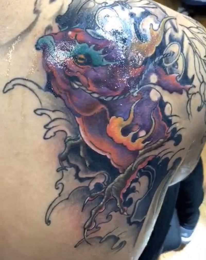 遮盖纹身图片_背部纹身图案